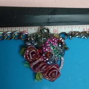 Chic Floral Charm Bracelet
